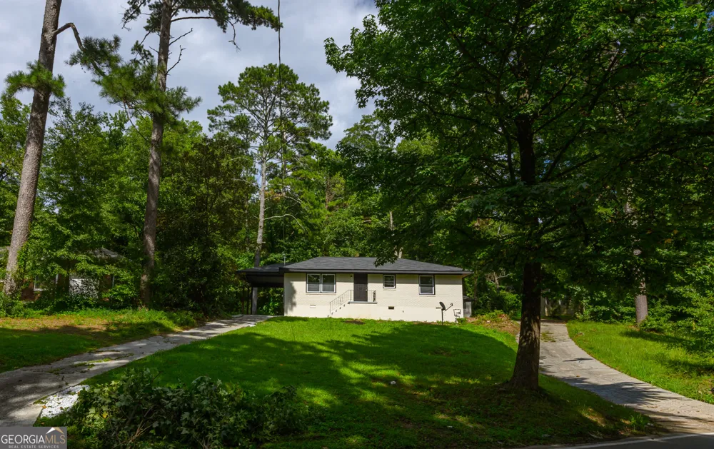 2970 Humphries DR SE Atlanta, GA 30354