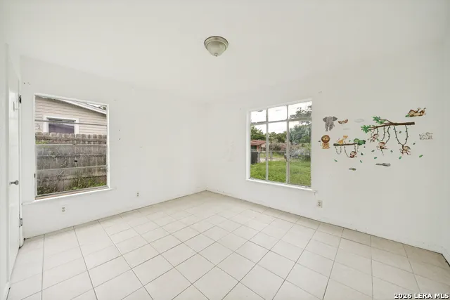 853 HOLMGREEN RD San Antonio, TX 78220