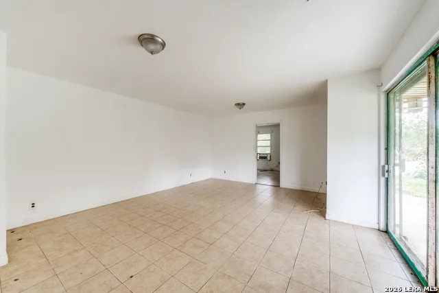 853 HOLMGREEN RD San Antonio, TX 78220
