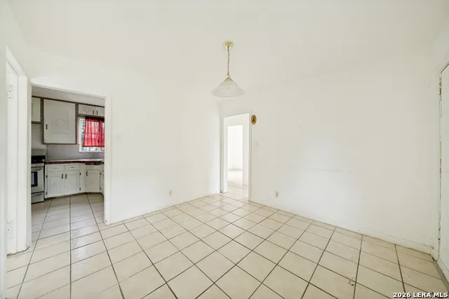 853 HOLMGREEN RD San Antonio, TX 78220