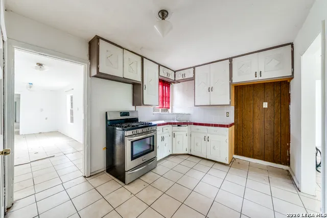 853 HOLMGREEN RD San Antonio, TX 78220