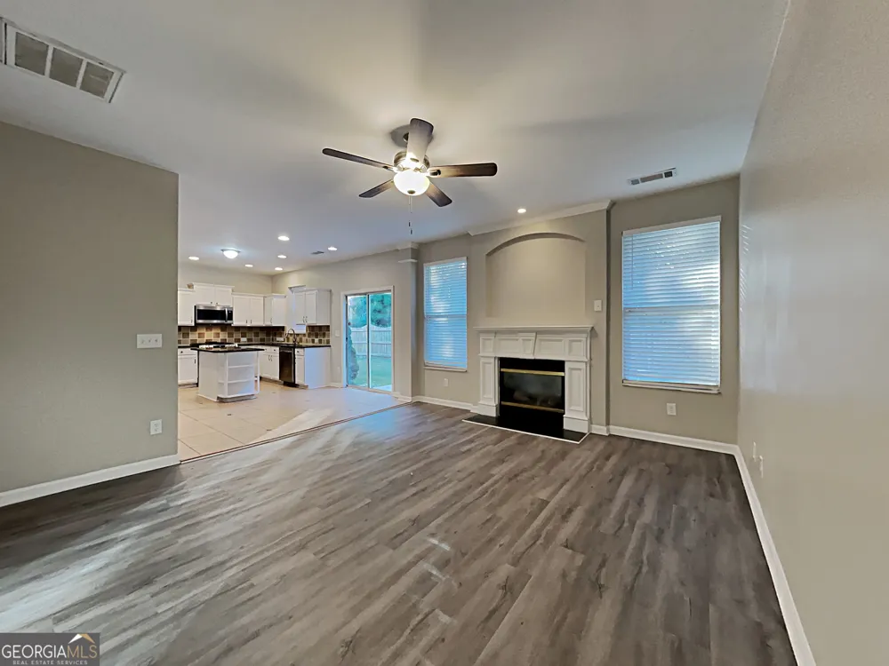 590 Simonton Crest DR Lawrenceville, GA 30045