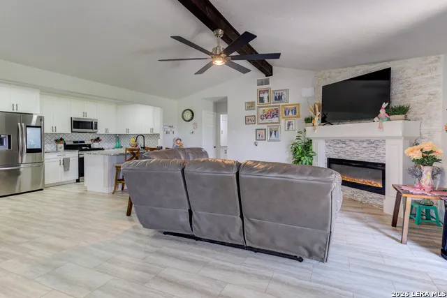 2911 MORNINGSIDE DR New Braunfels, TX 78130