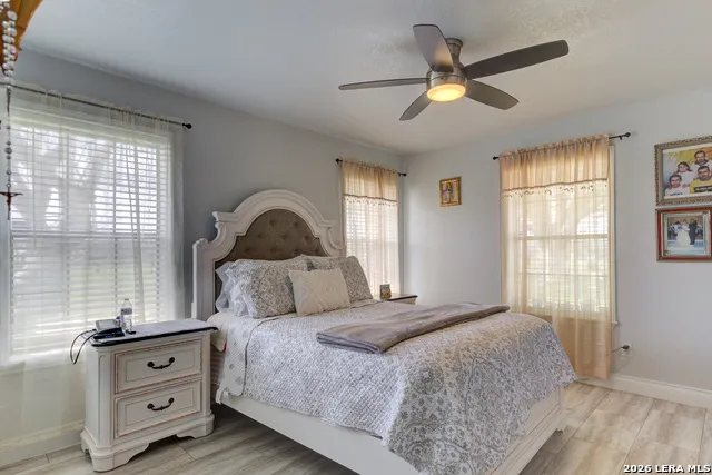2911 MORNINGSIDE DR New Braunfels, TX 78130