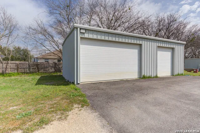2911 MORNINGSIDE DR New Braunfels, TX 78130