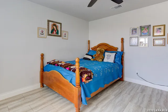 2911 MORNINGSIDE DR New Braunfels, TX 78130