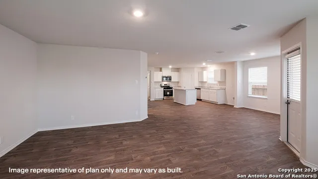 6142 Unakite Trail San Antonio, TX 78253