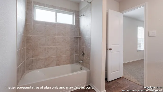 6142 Unakite Trail San Antonio, TX 78253