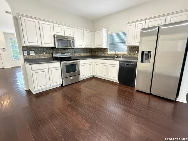 9015 Burnt Peak Helotes, TX 78023
