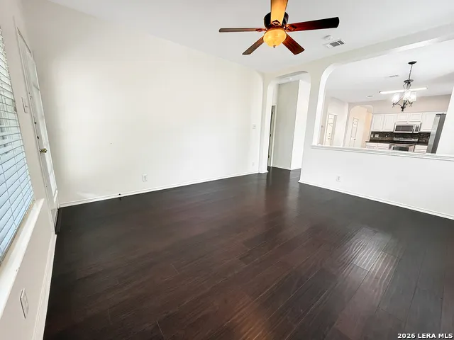 9015 Burnt Peak Helotes, TX 78023