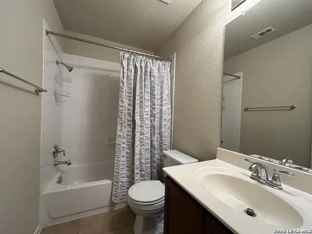 2125 Hazelwood New Braunfels, TX 78130