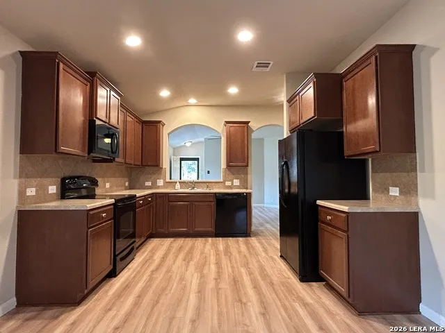 2125 Hazelwood New Braunfels, TX 78130
