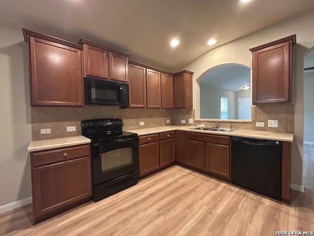 2125 Hazelwood New Braunfels, TX 78130