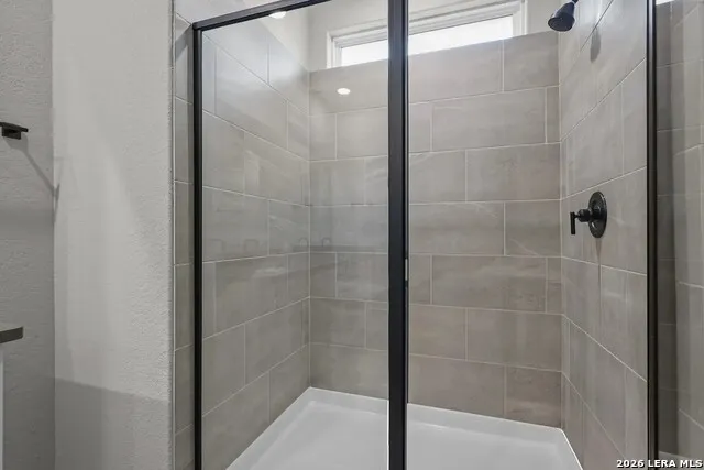 6618 Comanche Valley San Antonio, TX 78247