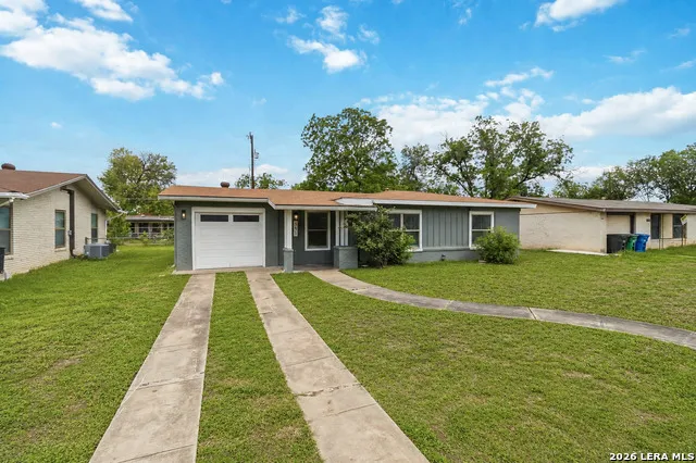 551 RADIANCE AVE San Antonio, TX 78218