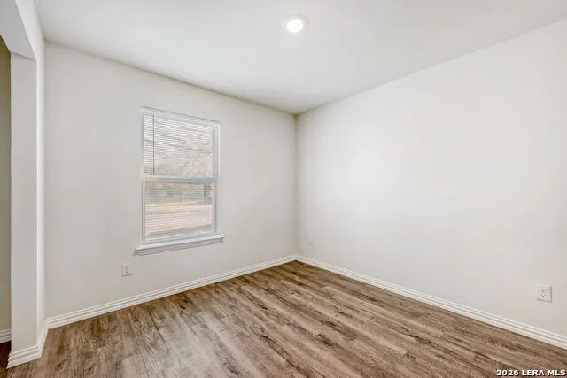 528 E NEW BRAUNFELS ST Seguin, TX 78155