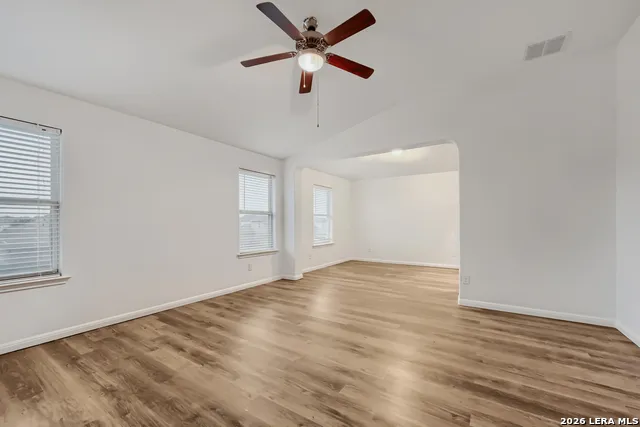 8222 Cactus Bend Dr San Antonio, TX 78254