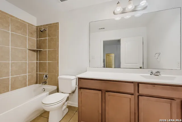 8222 Cactus Bend Dr San Antonio, TX 78254