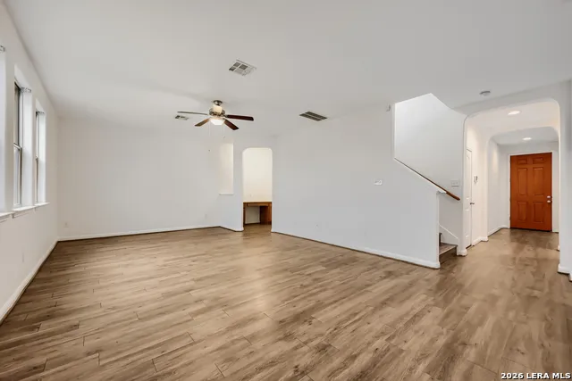 8222 Cactus Bend Dr San Antonio, TX 78254