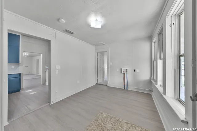 804 COMMERCE ST Pleasanton, TX 78064