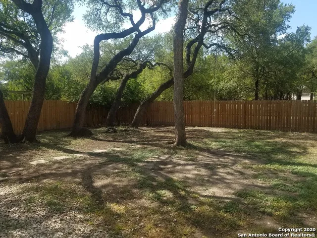 261 SAMANTHA DR Schertz, TX 78154