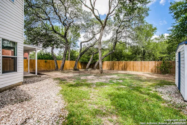 261 SAMANTHA DR Schertz, TX 78154