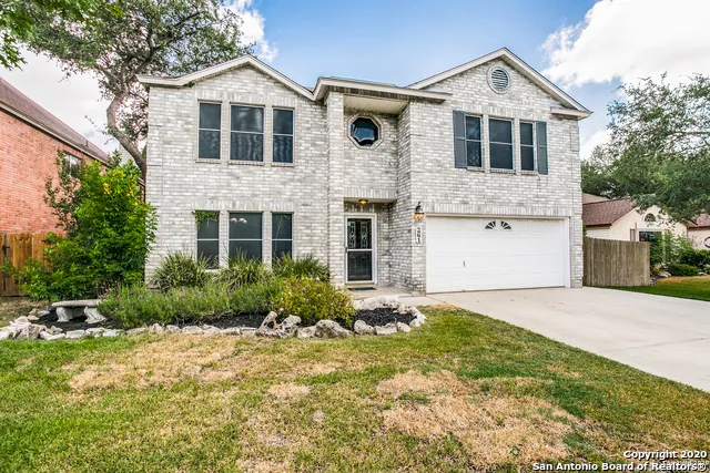 261 SAMANTHA DR Schertz, TX 78154
