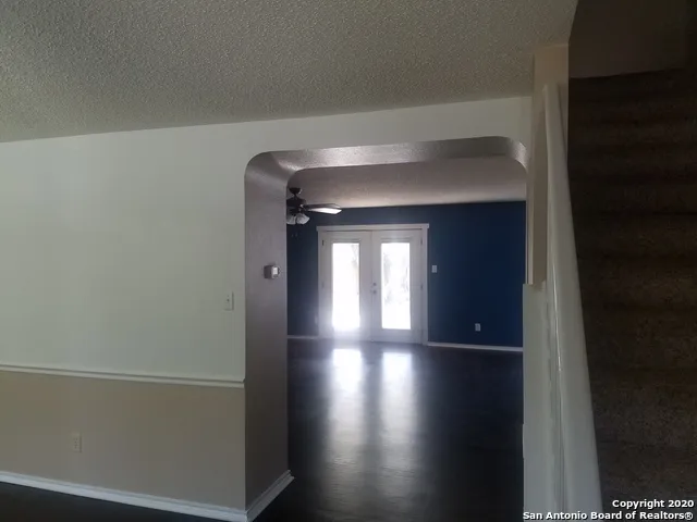 261 SAMANTHA DR Schertz, TX 78154