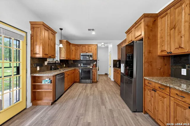 160 County Road 6874 Natalia, TX 78059