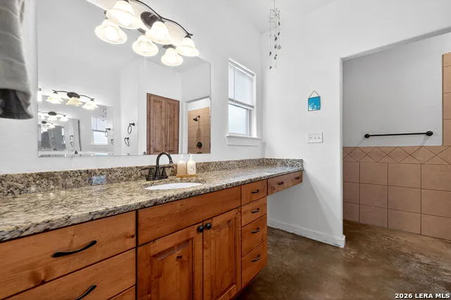 160 County Road 6874 Natalia, TX 78059