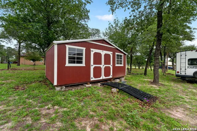 160 County Road 6874 Natalia, TX 78059