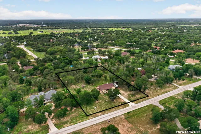 160 County Road 6874 Natalia, TX 78059