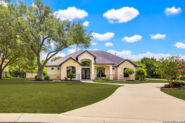 8211 Wild Wind Park Garden Ridge, TX 78266