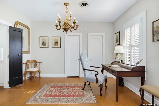 119 E EVERGREEN ST Boerne, TX 78006