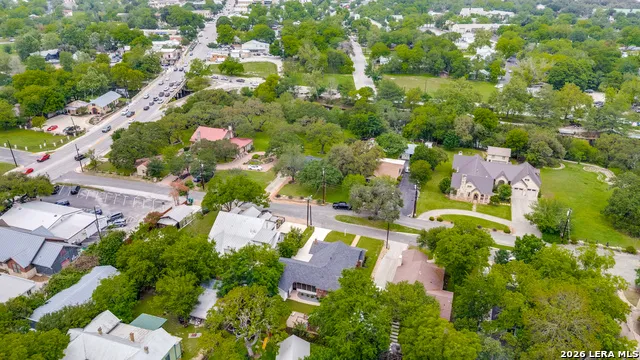 119 E EVERGREEN ST Boerne, TX 78006