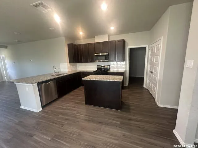 2032 Adeline Way New Braunfels, TX 78130