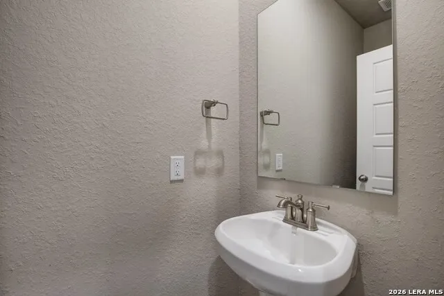 416 Jills Path Seguin, TX 78155