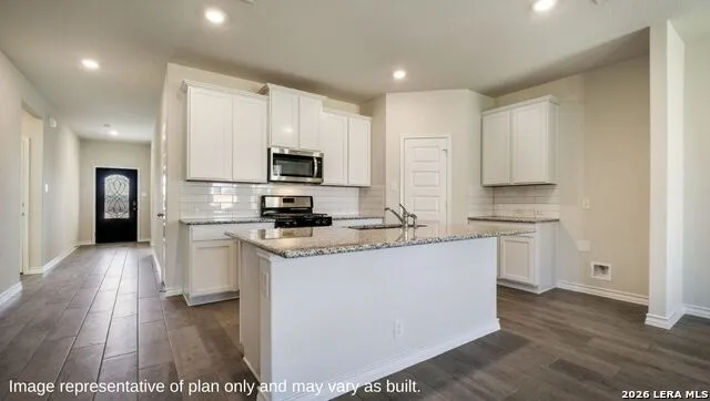 1930 La Grande Jatte San Antonio, TX 78253