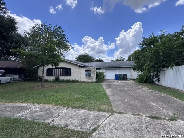 4232 Chestnuthill Dr San Antonio, TX 78218