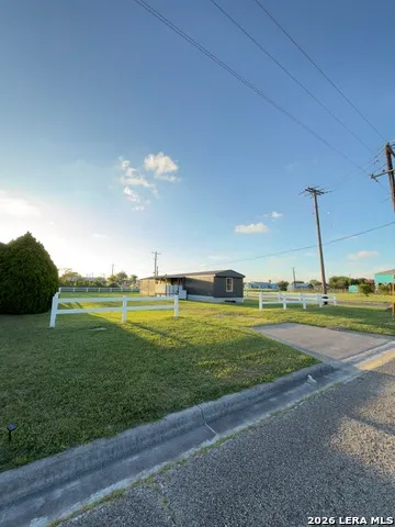1106 S Euclid Aransas Pass, TX 78336