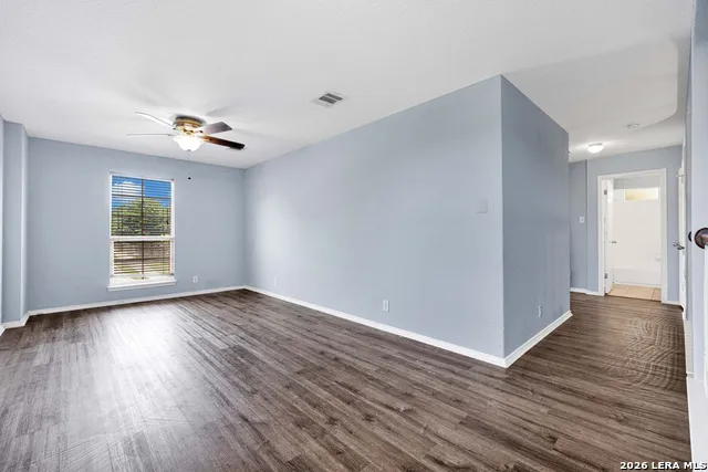 701 Hollow Rdg Schertz, TX 78108