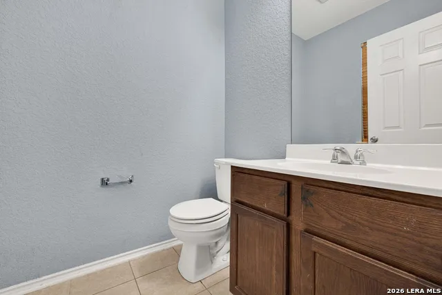 701 Hollow Rdg Schertz, TX 78108
