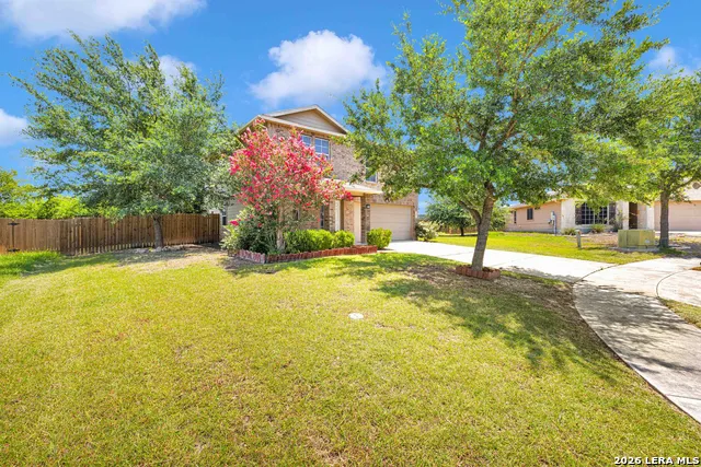 701 Hollow Rdg Schertz, TX 78108