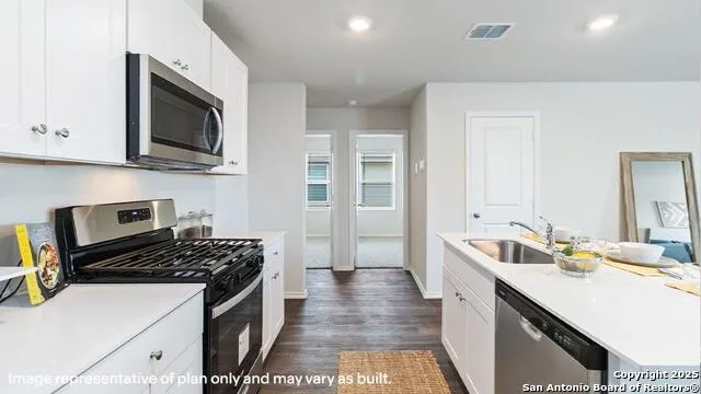 14817 Hemphill King San Antonio, TX 78245