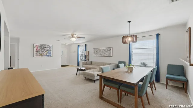 16238 GALLOPING OAK KNL Selma, TX 78154