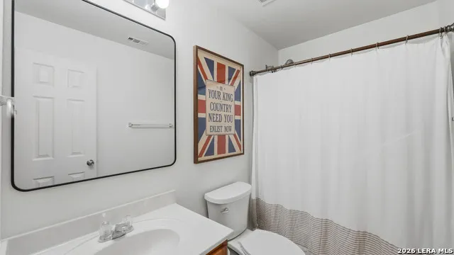 16238 GALLOPING OAK KNL Selma, TX 78154
