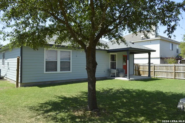 16238 GALLOPING OAK KNL Selma, TX 78154