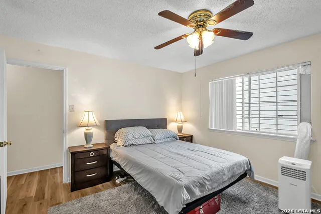 726 MEADOW GATE Converse, TX 78109