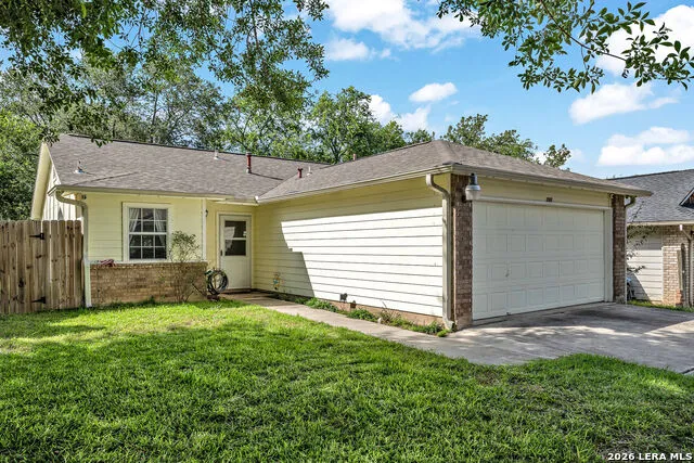 726 MEADOW GATE Converse, TX 78109