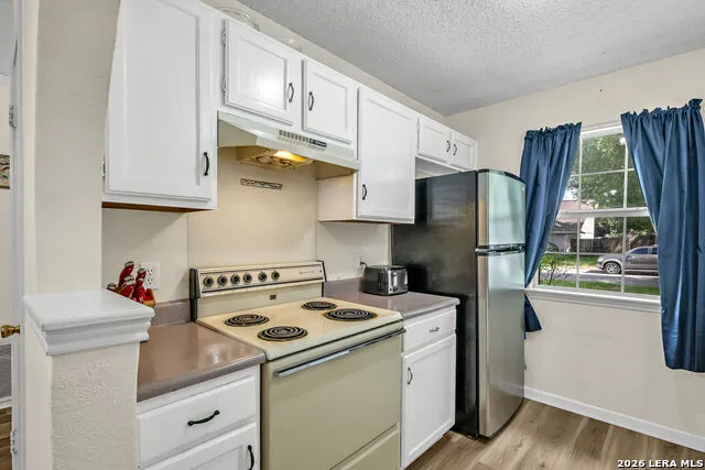 726 MEADOW GATE Converse, TX 78109